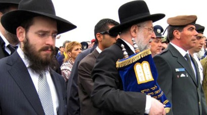 הרב  אליעזר גוראריה, לצד הגרי