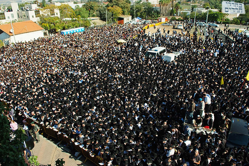 הלווית הרב גבריאל ורבקי הולצברג הי