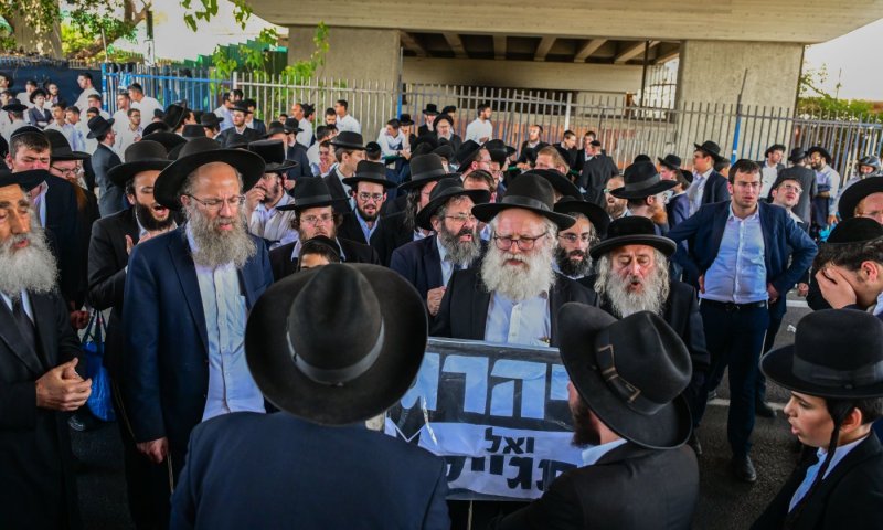 העימות באולפן: "הדם החרדי הותר, הציונות הדתית שותקת"
