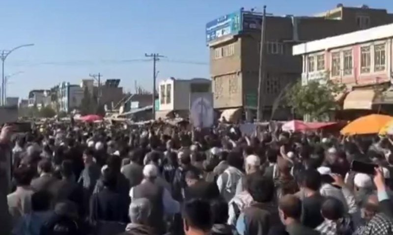 כמו בכל משטר טרור: תושבים באפגניבטן יצאו להפגין - הוכו, הושפלו ונרצחו