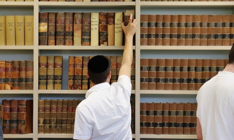 תואר מאוניברסיטה יוקרתית: הצעד הראשון של בוגרי החינוך החרדי בדרך לקריירה
