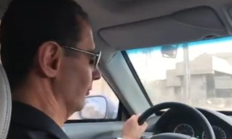 תיעוד נדיר: אסד מקלל, מלגלג על הסורים ונראה עם יועצתו שנהרגה