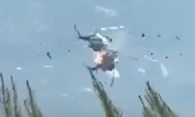 שני מסוקי כיבוי אש התנגשו במהלך מאמצי הכיבוי ביוון