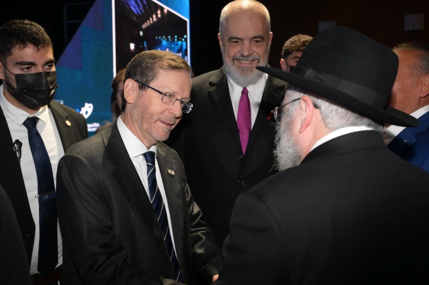 עמוס בן גרשום/לע״מ
