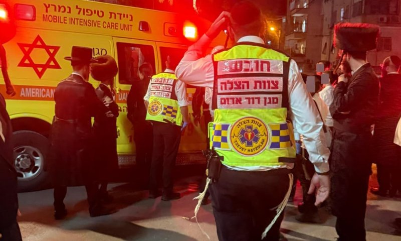 גבר התמוטט בשכונה החרדית - פונה במצב קשה בתום פעולות החייאה