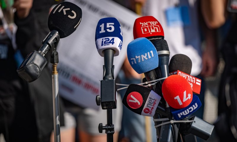 עמית סגל זוכה ב-4 מדדים, חשיפה גבוהה ל'בחדרי' ואל ג'זירה שולטת במגזר