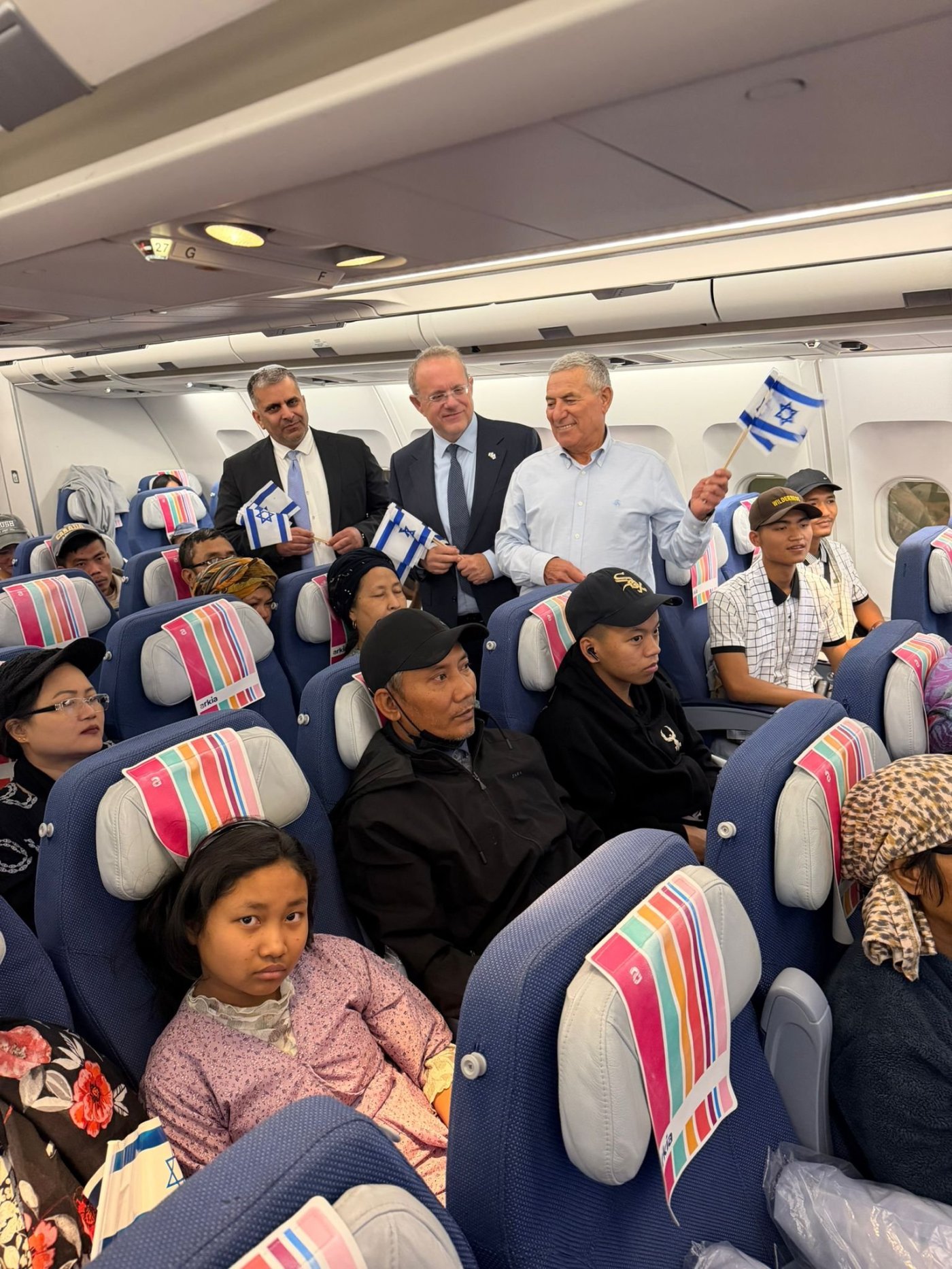 מקסים דינשטיין עבור הסוכנות היהודית