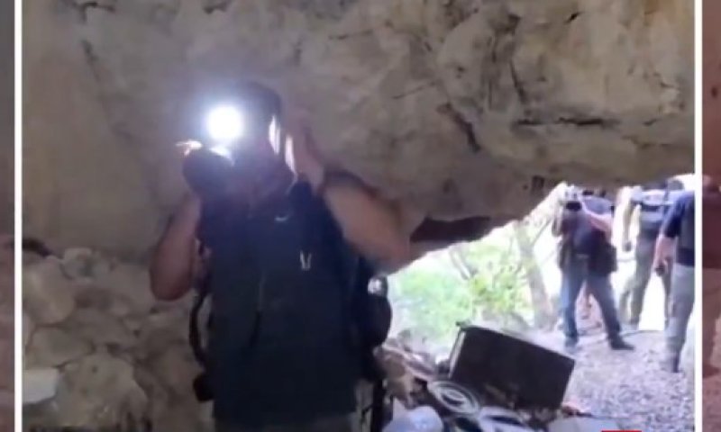 לראשונה: צבא לבנון הציג לעיתונאים מנהרה של חיזבאללה סמוך לישראל