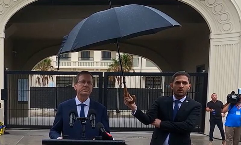 לאבטחת הביקור: משטרת סידני פרסה 3,000 שוטרים לכבוד הרצוג