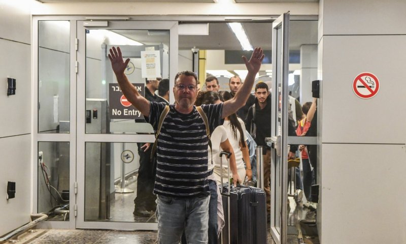 ראש השב"כ הזהיר מבעיות אבטחה באמירויות: נבדק אם המחבל תכנן לרסק את המטוס בישראל