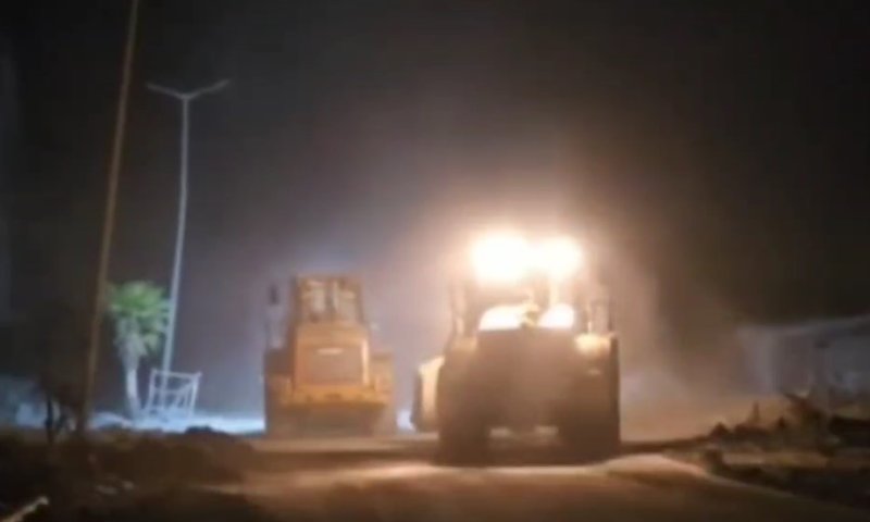מנסה לשדר שהוא פועל לאיתור החללים: חמאס פרסם תיעוד של כלים כבדים בחאן יונס