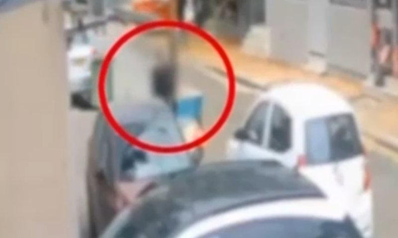 בלי פריצה ובלי רעש: הרכב חיכה מונע - הגנב עלה עליו ונעלם