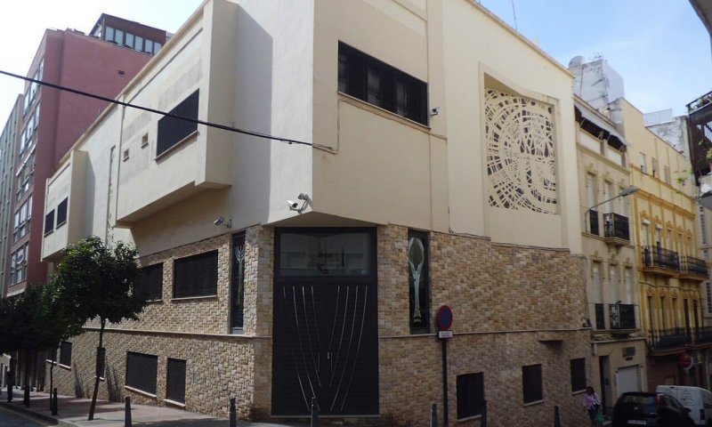 סערת סאוטה: שתי ערים, שני עולמות שונים וקהילה יהודית קטנה בתווך