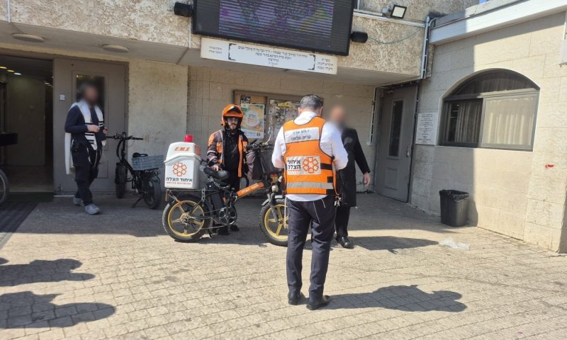 בבית הכנסת: התמוטט במהלך התפילה, וחזר לחיים לאחר שוק חשמלי