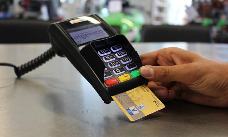 יום כיפור וסוכות הובילו לירידה בצריכה הפרטית, כמה כסף הוצאתם באשראי?