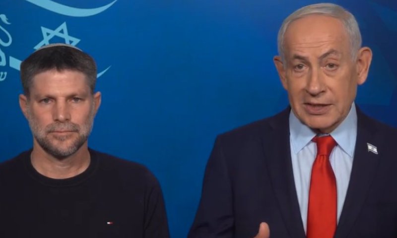 סמוטריץ' הודיע בהצהרה עם נתניהו: "שמים בצד את חוק הגיוס"