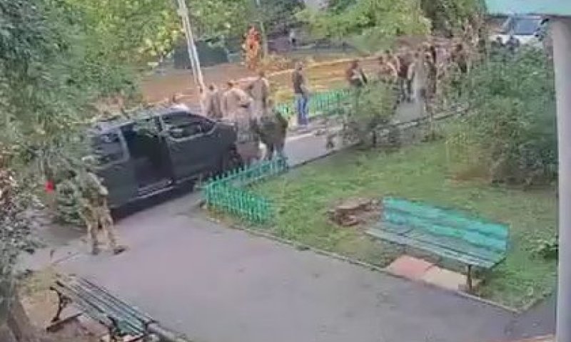 קרב יריות חריג בקייב: עימות בין שירות הביטחון למודיעין הצבאי של אוקראינה