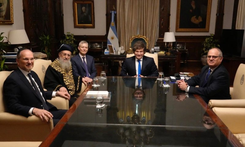 הראשל"צ לנשיא ארגנטינה: "העם היהודי כולו מתפלל להצלחתך"