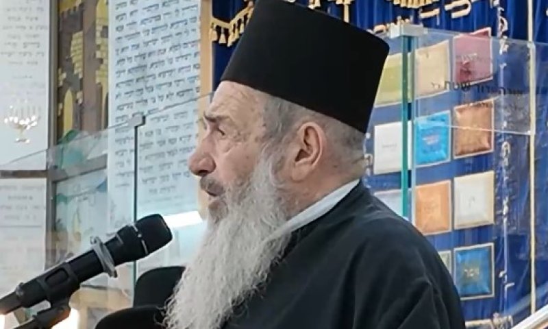 כך השיב חכם ניסים בן שמעון ל"צדיק הגדול" שנפל על האף