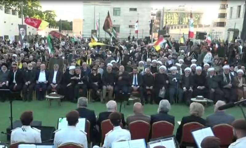 פאדיחה בדאחייה: המנחה שאג "לפקודתך", הקהל לא הגיב
