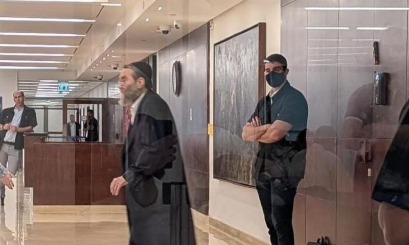 עימות נדיר בכנסת: גפני סירב להיפגש עם נתניהו למרות תחנוני יועציו