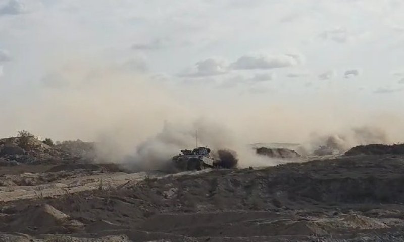 צפו: שיירות טנקים של צה"ל עוזבות את עזה 
