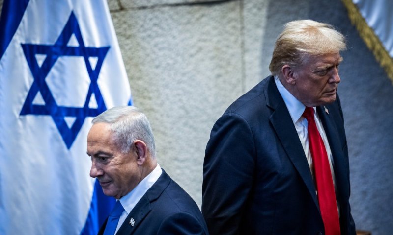 השותפות נסדקת: טראמפ דוחק את נתניהו לשולי המגעים עם איראן