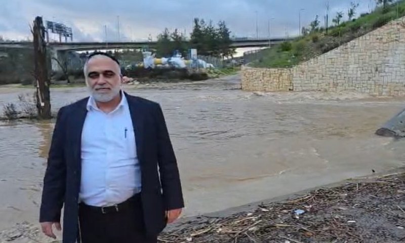 לא לחצות! יצחק כרמלי תיעד את הזרימה העוצמתית