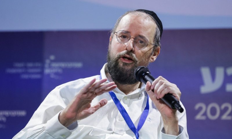 הפרשן בדיון סוער באולפן: "השתיקה של הח"כים החרדיים בפריצה אומרת הרבה"