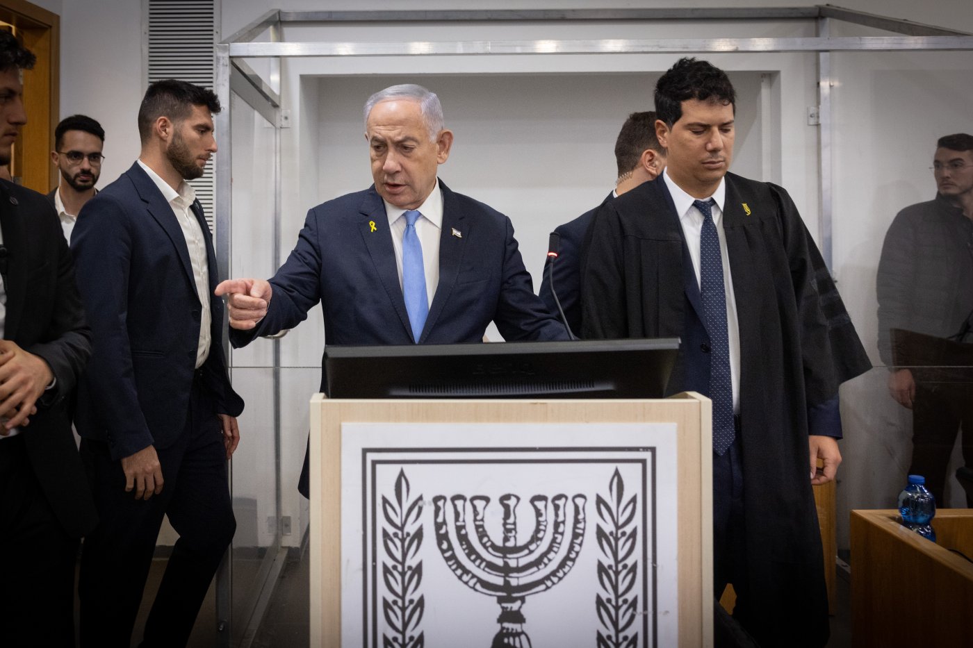 מרים אלסטר, פלאש 90