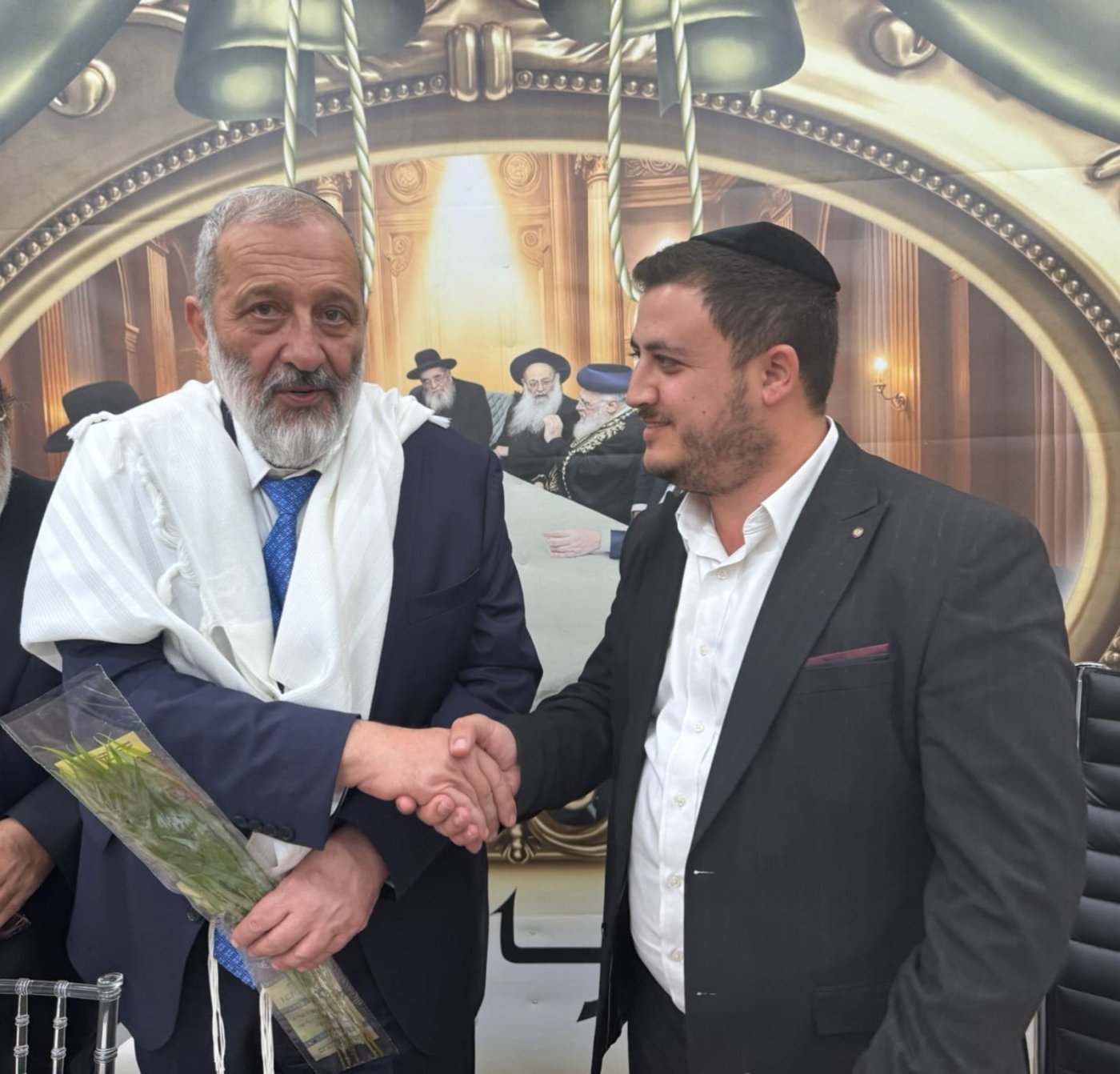 באדיבות המצלם