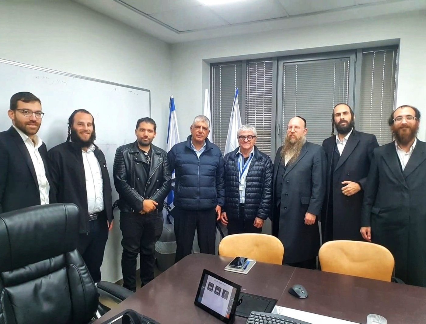 באדיבות המצלם