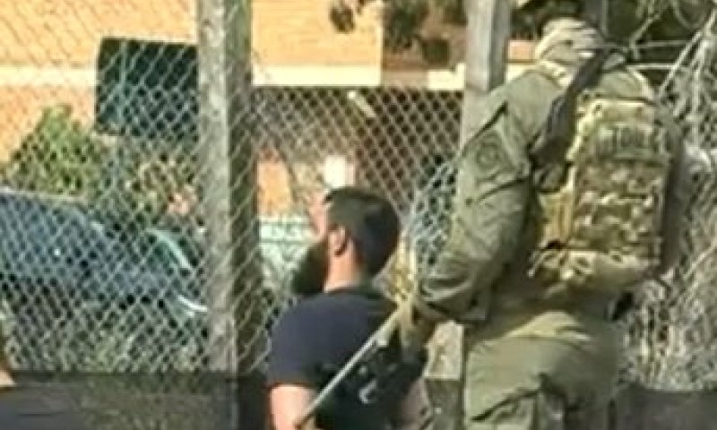 דרמה בסידני: כוח לוחמה בטרור עצר עם נשקים שלופים 5 חשודים בדרך לבונדיי