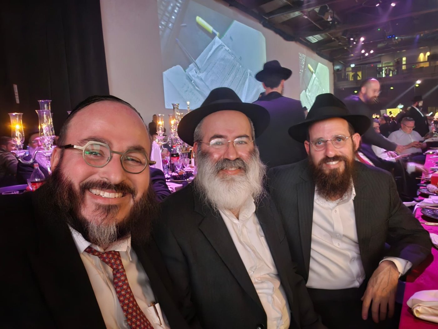 באדיבות המצלם