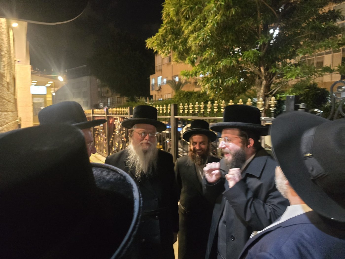 באדיבות המצלם