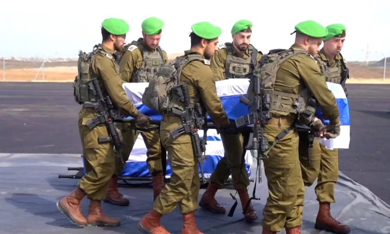 אחרי 43 שנים: גופתו של לוחם השיריון צבי פלדמן הושבה לישראל