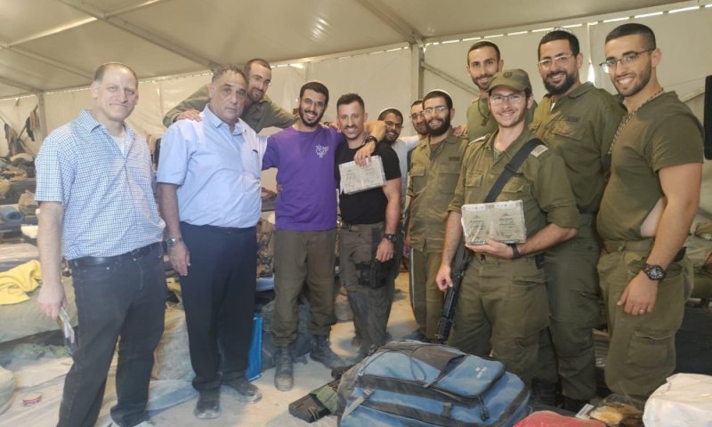 אגם ברגר מצאה בעזה את ספר ההלכה של הרב דרוקמן זצ"ל