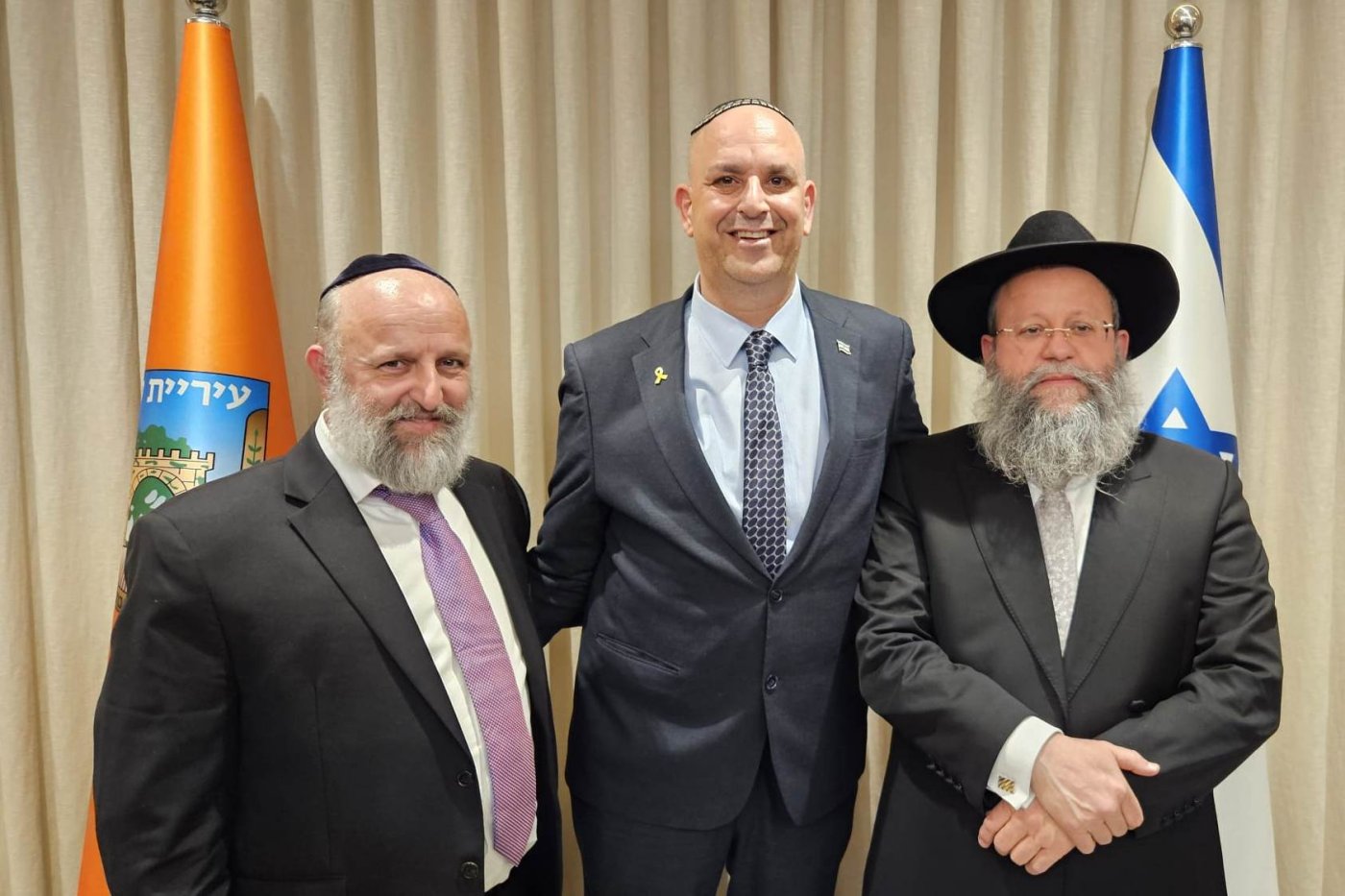 באדיבות המצלם