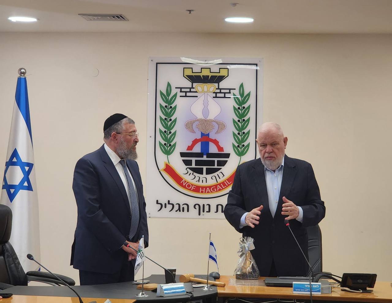 באדיבות המצלם