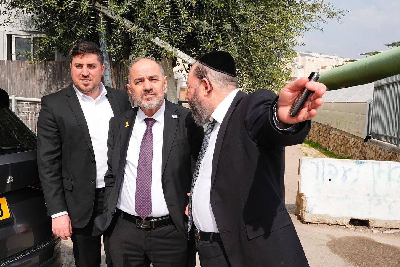 באדיבות המצלם