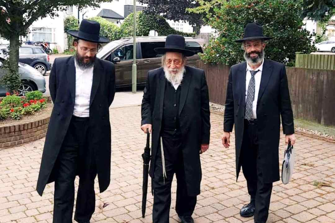 באדיבות המצלם