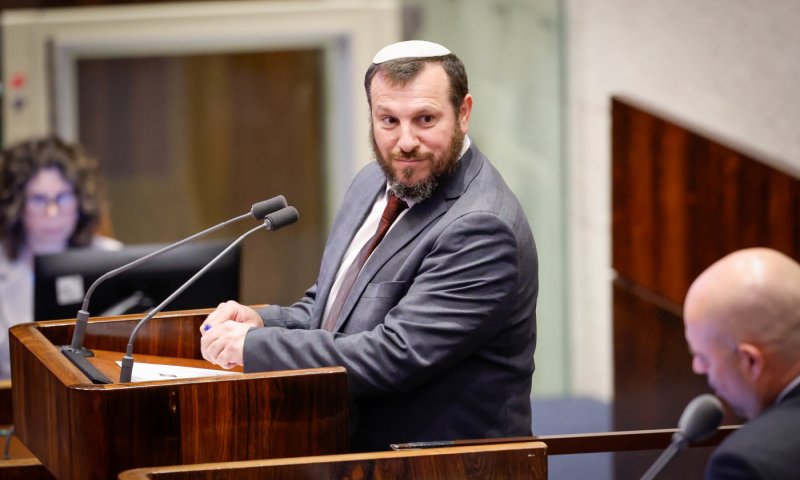 הצהרה בעברית, גינוי באנגלית: נתניהו נגד דברי השר אליהו על עזה