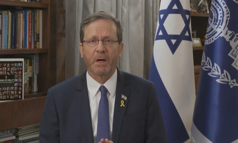 הרצוג: "לא יתכן לשלוח את בנינו לחזית ולהוביל מהלכים שנויים במחלוקת"