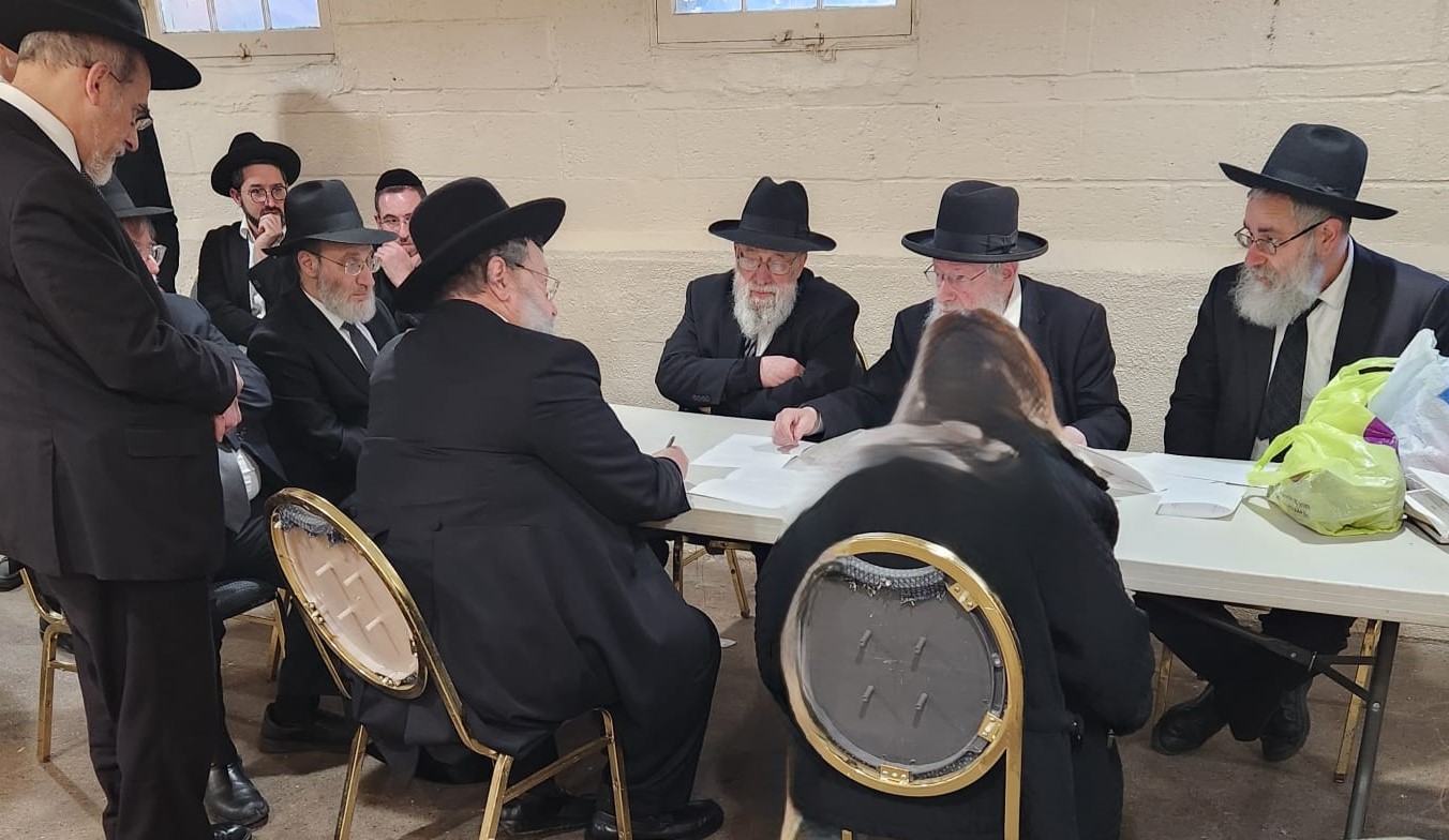 באדיבות המצלם