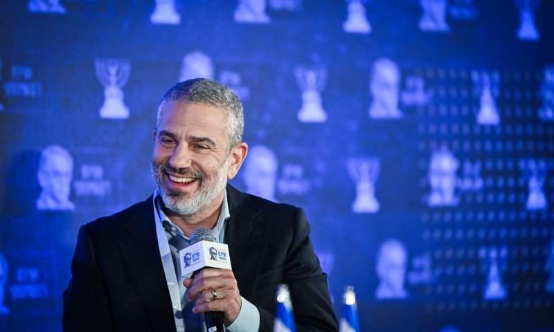 ניר דבורי איים לתבוע את ינון מגל, לתגובה הזו גם הוא לא ציפה