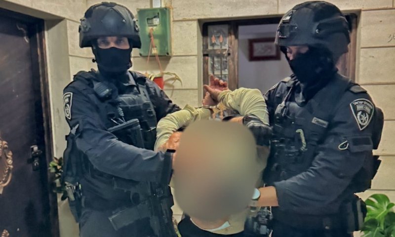 נעצרו במיטותיהם: פעילות מודיעינית הובילה ללכידת חשודים בהסתה