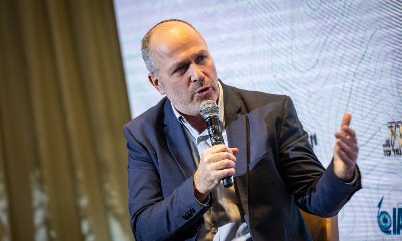 אריאל כהנא עוזב את ישראל היום: "יוצא לדרך חדשה"