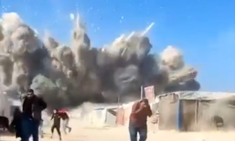 תקיפה עוצמתית: כך נראית הפצצת מבנה טרור ברצועת עזה