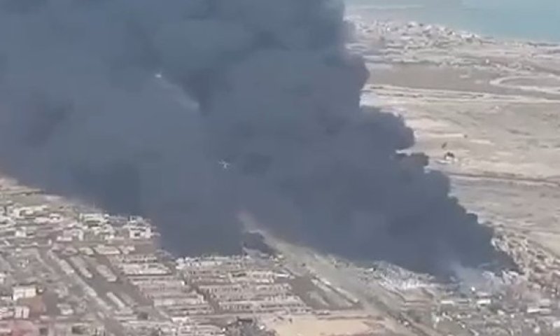 הרוגים ולפחות 700 פצועים בשריפה בנמל צבאי ענק באיראן