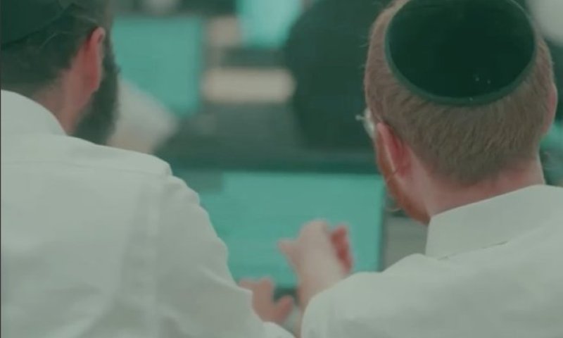 חשיפה: הצעירים שסוללים דרך למשרות נחשבות במערכת הביטחון